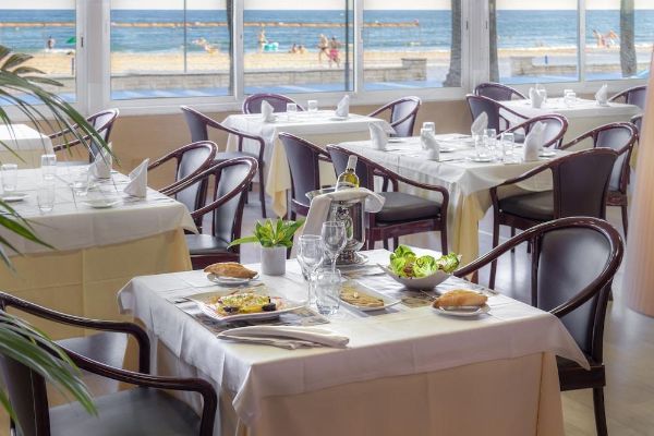 Casablanca Playa Hotel & Suites (Salou)